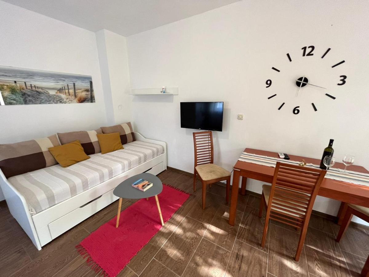 Studio Apartman San 3 Ližnjan Exterior foto